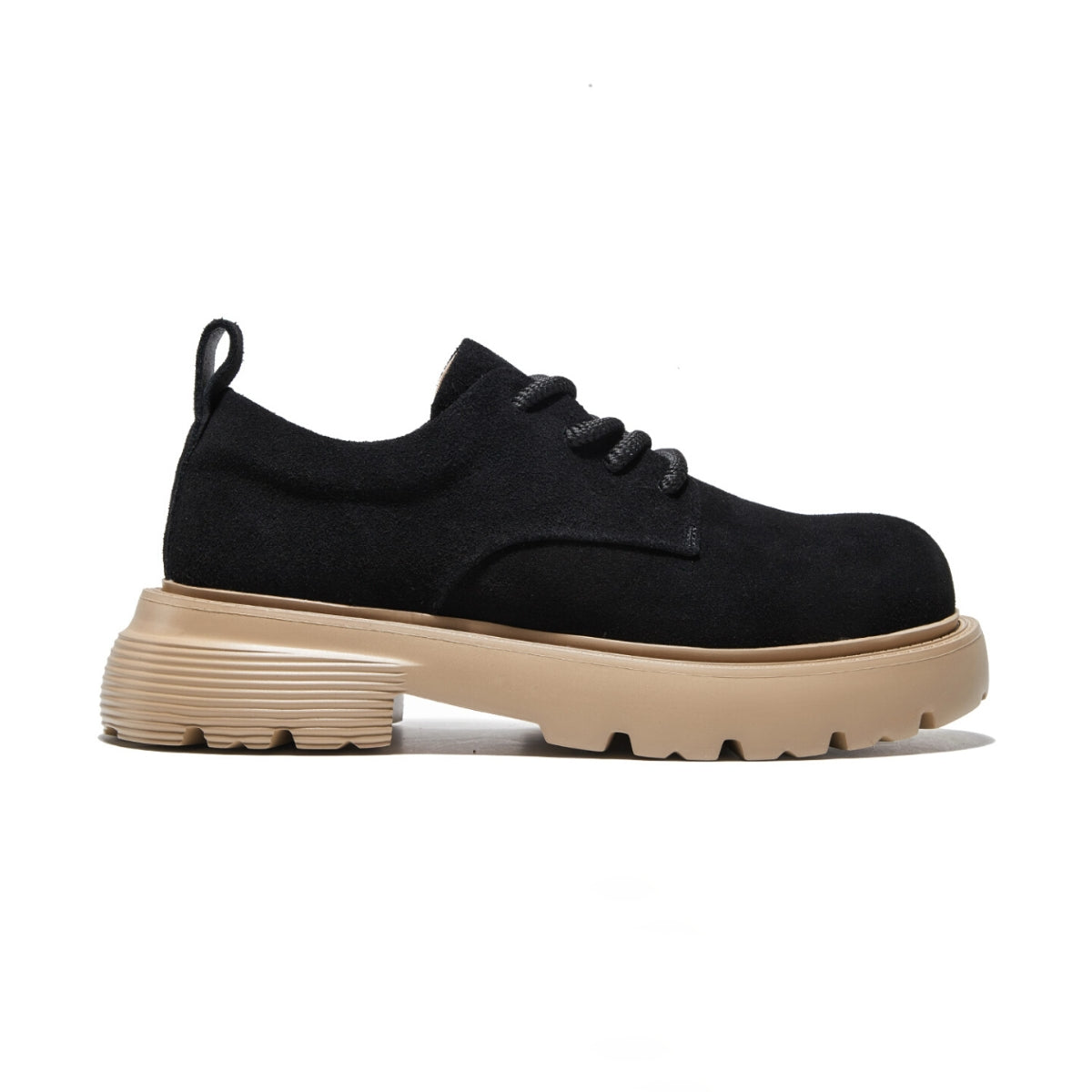 Suede workwear shoes with thick sole, soft pigskin insole, and vintage-inspired lace-up design for everyday wear.